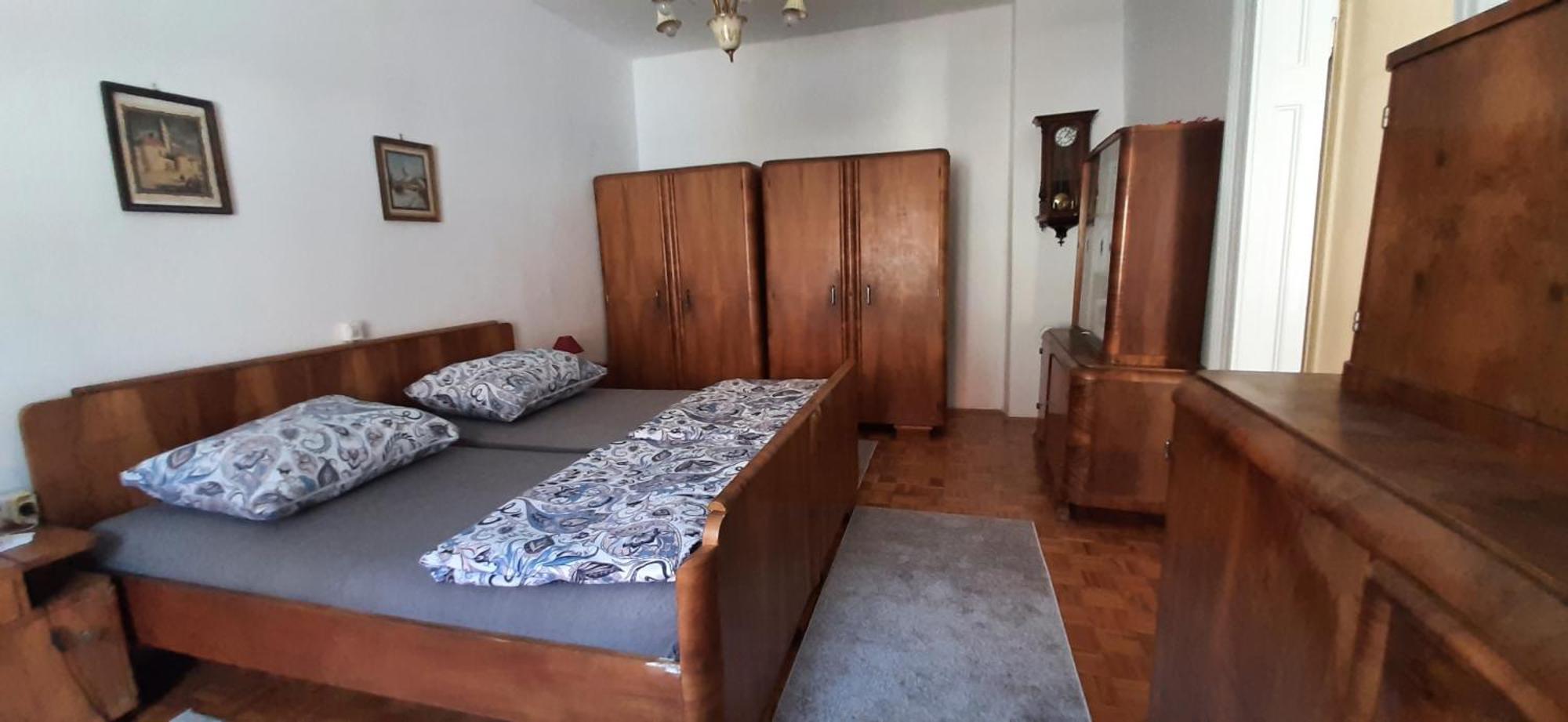 History Apartment